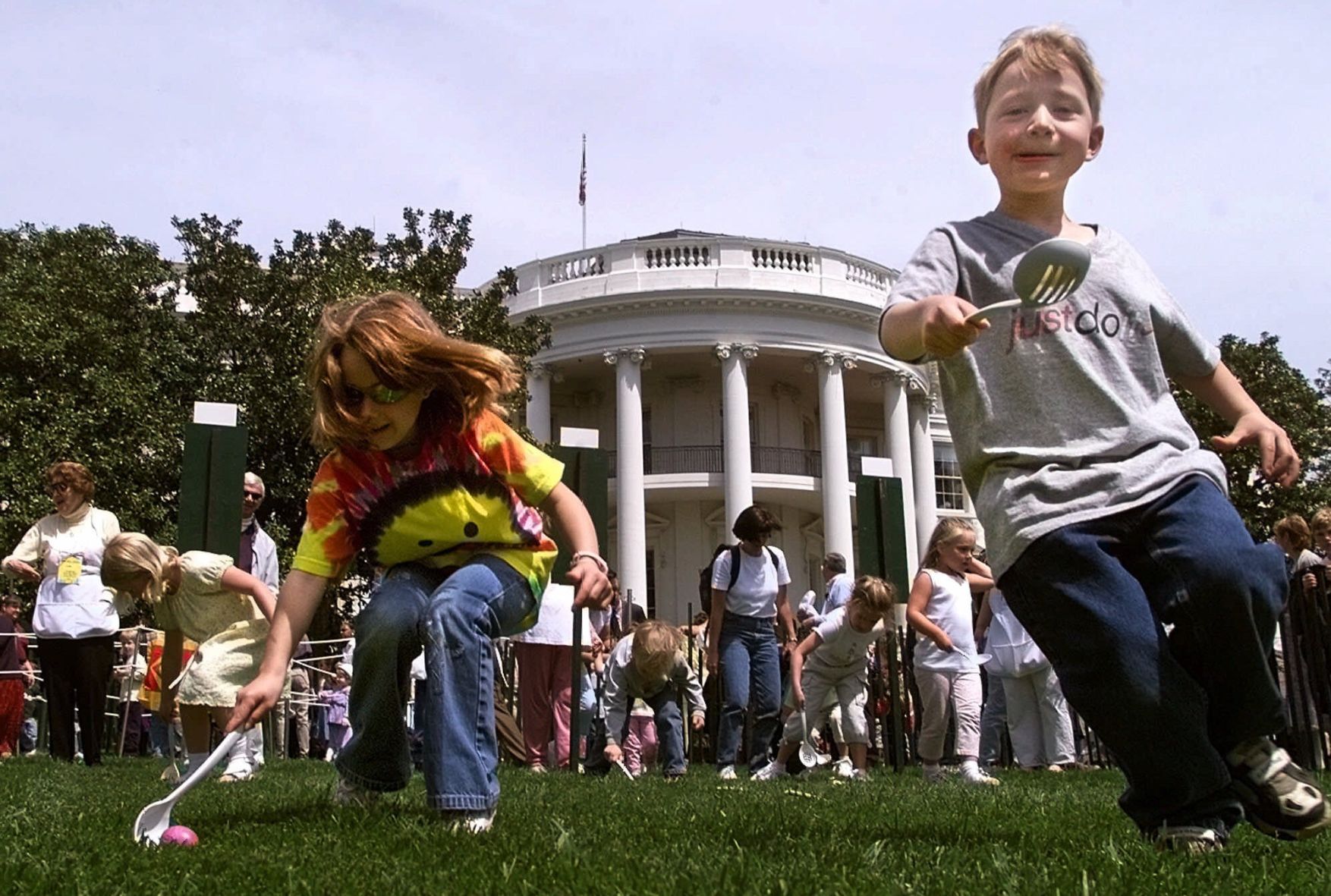 White House Easter, 2000